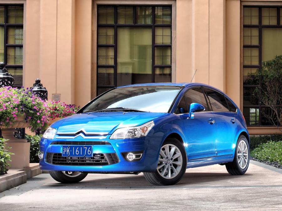  Citroen C-Quatre Hatchback 2008 года  (фото 8 из 14)